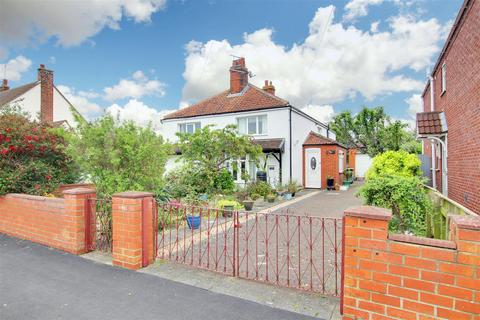 2 bedroom semi-detached house for sale, Alexandra Road, Mablethorpe LN12