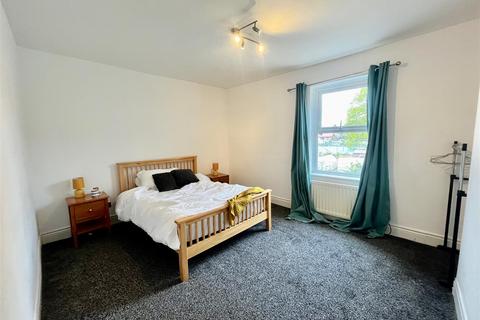 3 bedroom terraced house for sale, Manor View East, Washington