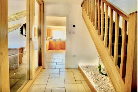 5 bedroom detached house for sale, Beesby Road, Markby LN13