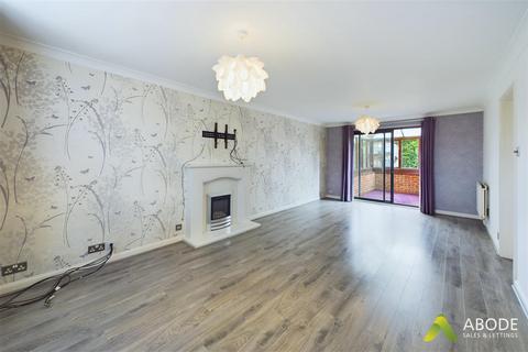 1 Chaffinch Drive, Uttoxeter, ST14 8UE