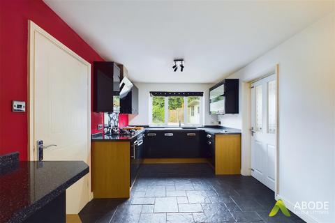 1 Chaffinch Drive, Uttoxeter, ST14 8UE