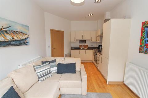 1 bedroom flat for sale, Manor Road, Wallington SM6