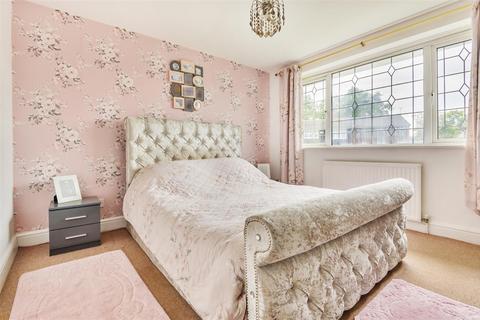 26 Bathurst Road, Staplehurst, Tonbridge, TN12 0LG