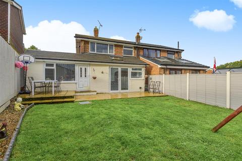 26 Bathurst Road, Staplehurst, Tonbridge, TN12 0LG