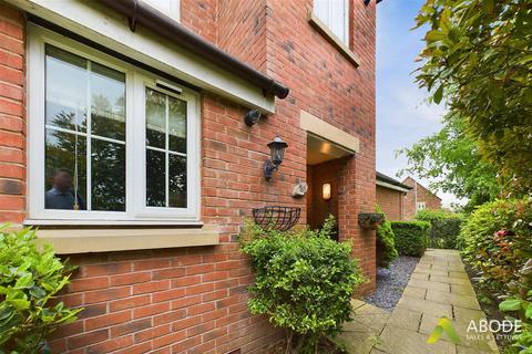 30 Cheadle Road, Uttoxeter, ST14 7BS