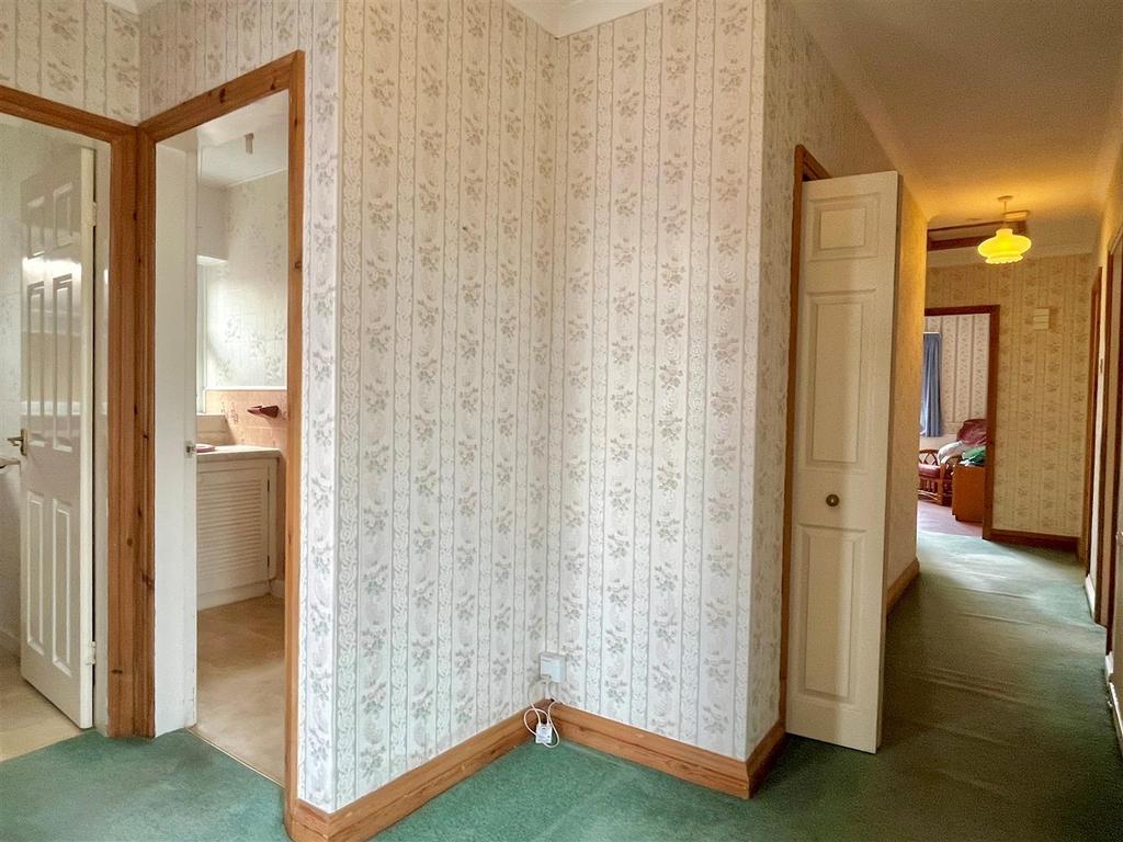Hall.jpg