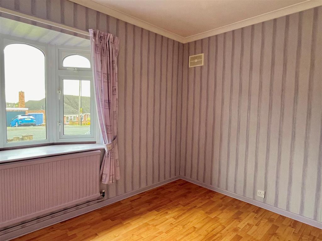 Bedroom 3 or Study.jpg
