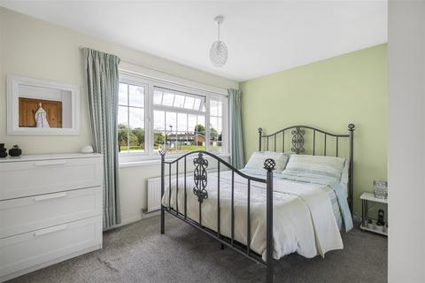 25 Hardwick Road, Tilehurst, Reading, RG30 4LH