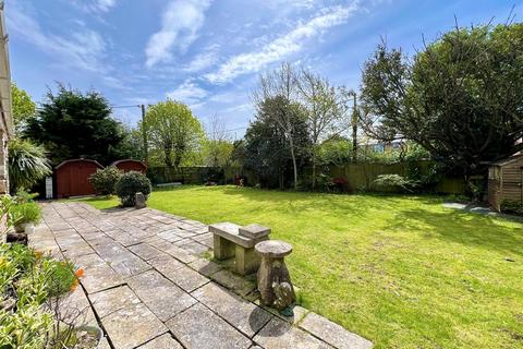 4 bedroom detached house for sale, Totland Bay, Isle of Wight