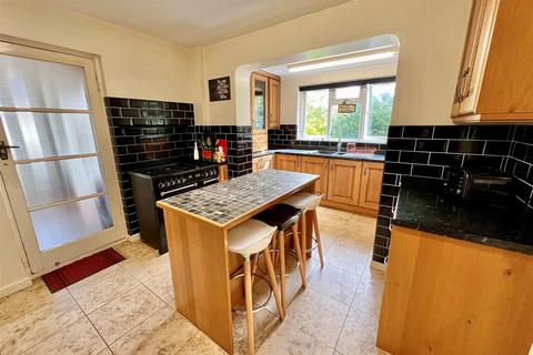 4 bedroom detached house for sale, Totland Bay, Isle of Wight