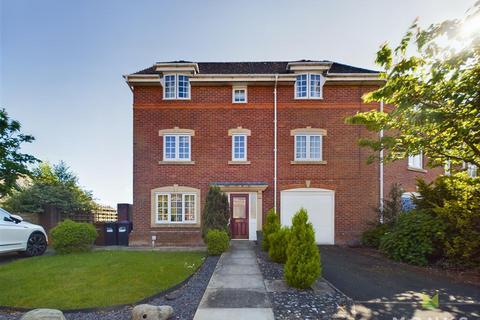 4 bedroom townhouse for sale, Bentley Drive, Oswestry