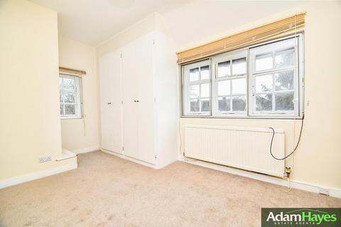 2 bedroom end of terrace house to rent, Falloden Way, Hampstead Garden Suburb NW11