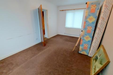 3 bedroom semi-detached house for sale, St. Cynwyds Avenue, Maesteg