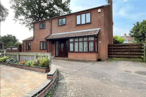 3 bedroom detached house for sale, Thornham Close, Pakefield