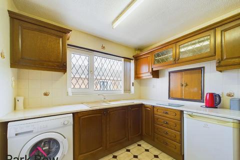 2 bedroom detached bungalow for sale, Sandringham Road, Byram, Knottingley