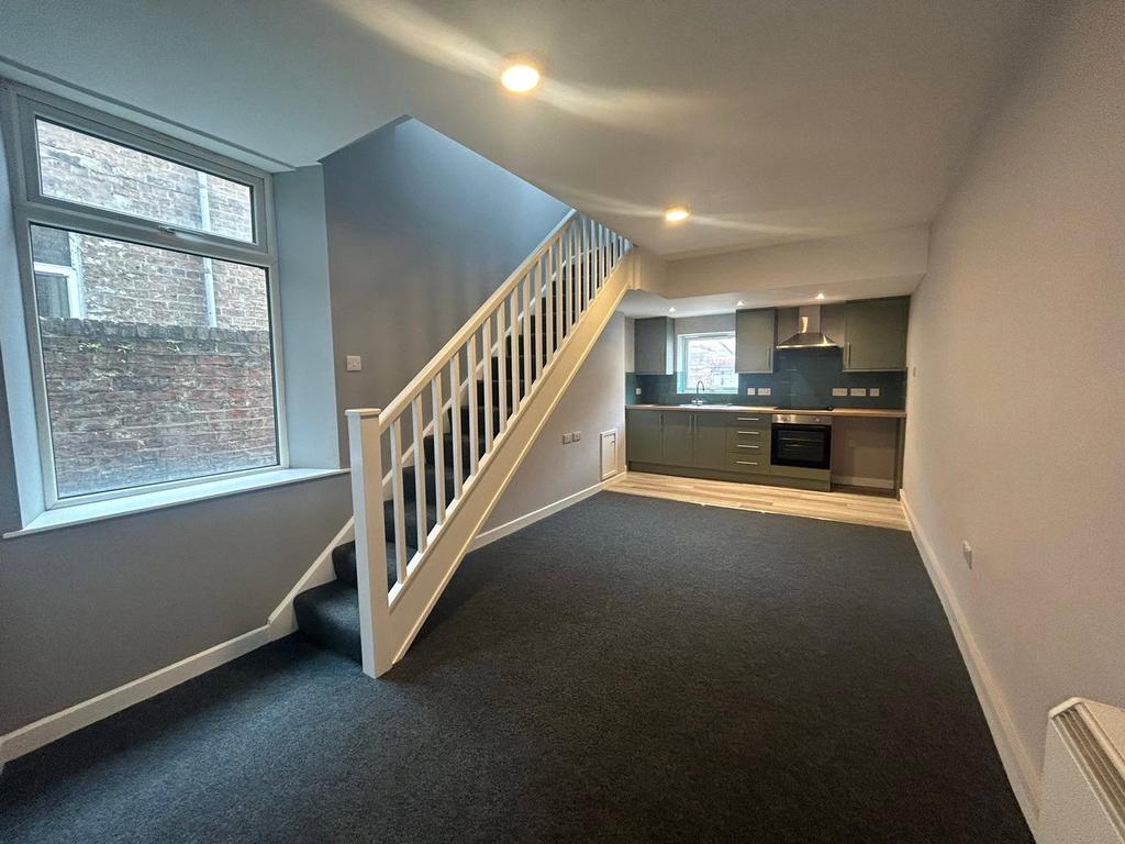 Greenbank Road, Darlington, DL3 1 bed to rent £550 pcm (£
