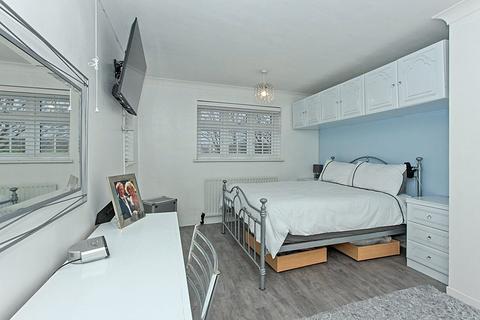 42 Binnacle Road, Rochester, ME1 2XP