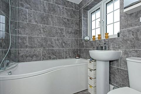 42 Binnacle Road, Rochester, ME1 2XP