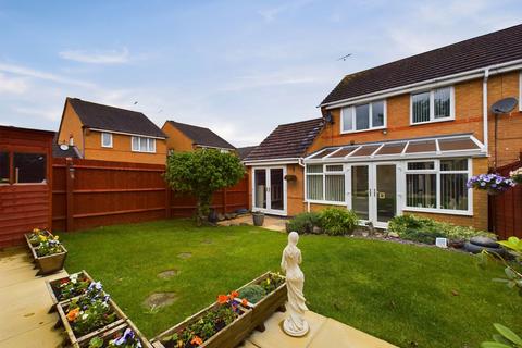 10 Campbell Close, Towcester, NN12 7AW