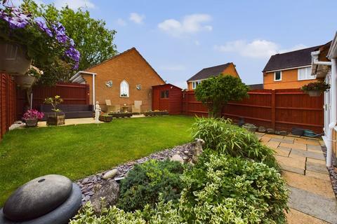 10 Campbell Close, Towcester, NN12 7AW