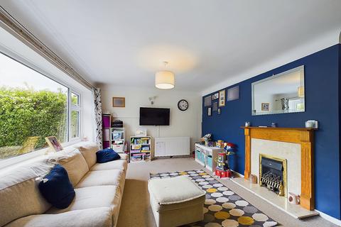 3 bedroom semi-detached house for sale, Barkhill Road, Vicars Cross, CH3
