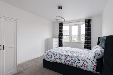 50 Broomside Terrace, Edinburgh, EH12 7ND