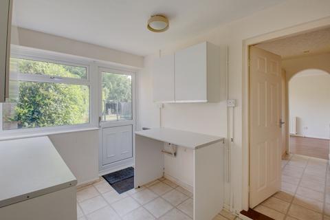 3 bedroom semi-detached house for sale, Melbourne Road, Bromsgrove, Worcestershire, B61
