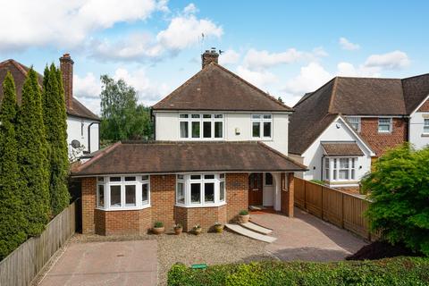 5 bedroom detached house for sale, Chesham Road, Ashley Green HP5