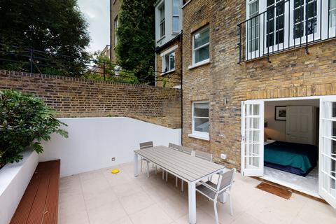 3 bedroom ground floor flat to rent, Lexham Gardens, Kensington W8