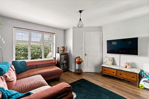 3 bedroom semi-detached house for sale, Kirton Close, Hawkinge, Folkestone, CT18