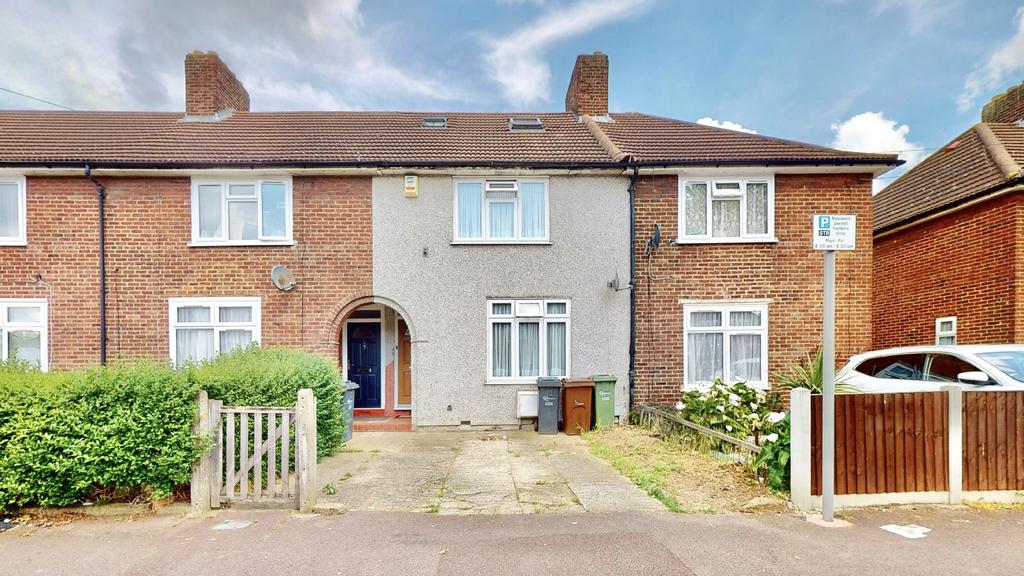Beverley Road, Dagenham RM9 4 bed terraced house for sale £425,000