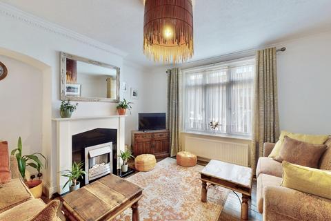 4 bedroom terraced house for sale, Beverley Road, Dagenham RM9