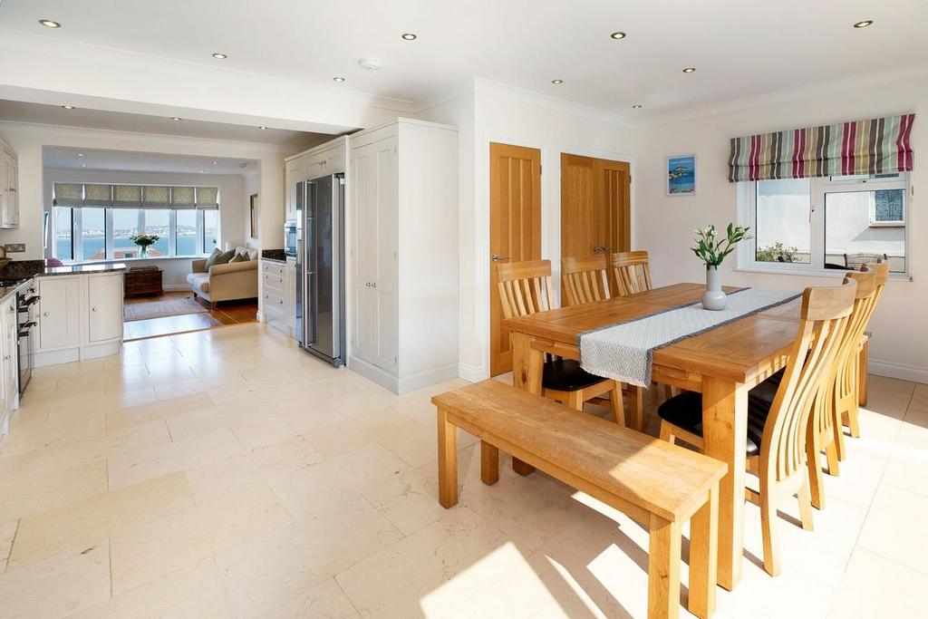 24 Waterside Road, Paignton TQ4 5 bed detached house for sale £895,000