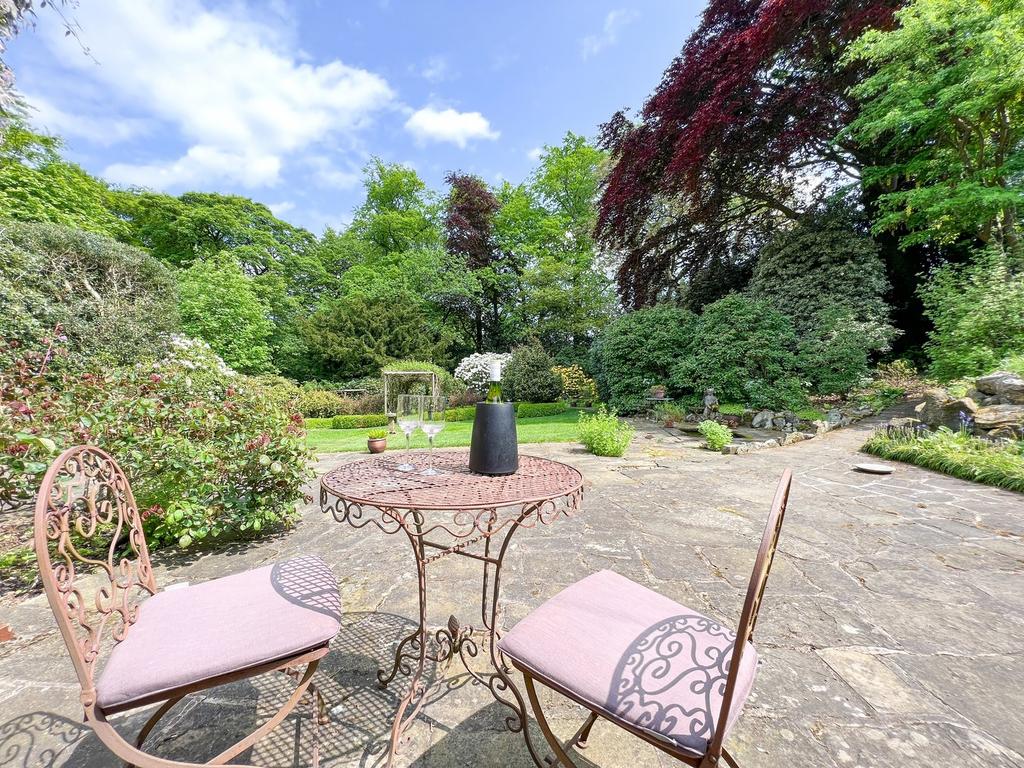 Miry Lane, Holmfirth HD9 4 bed detached house for sale £975,000