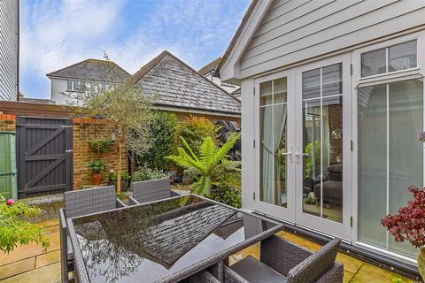 4 bedroom semi-detached house for sale, Laxton Walk, Kings Hill, West Malling, Kent