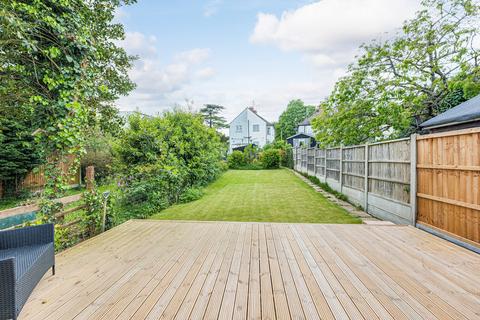 61 High Road, Rayleigh, SS6 7SE