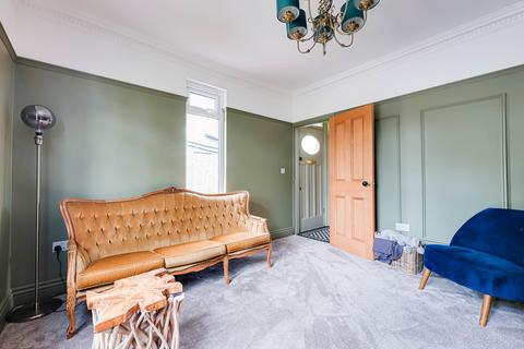 61 High Road, Rayleigh, SS6 7SE