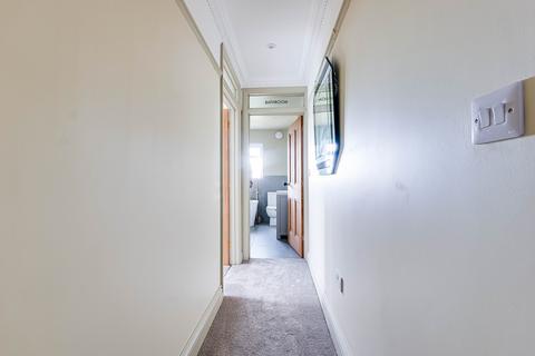 61 High Road, Rayleigh, SS6 7SE