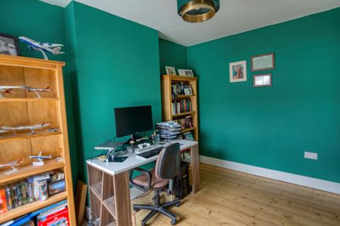 27 Invicta Road, Folkestone, CT19 6EY