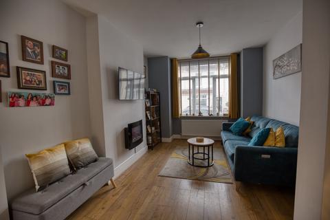 27 Invicta Road, Folkestone, CT19 6EY