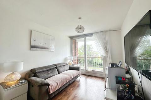 2 bedroom flat for sale, Cedar Court, Pear Tree Drive, Great Barr, B43 6HP