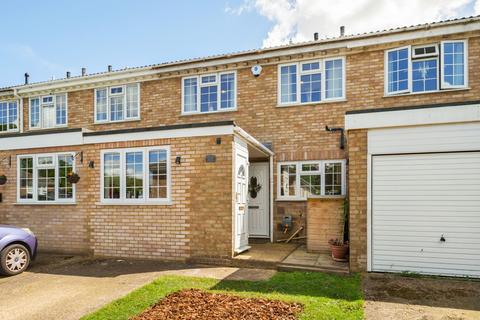 3 bedroom terraced house for sale, Mccarthy Way, Finchampstead, RG40