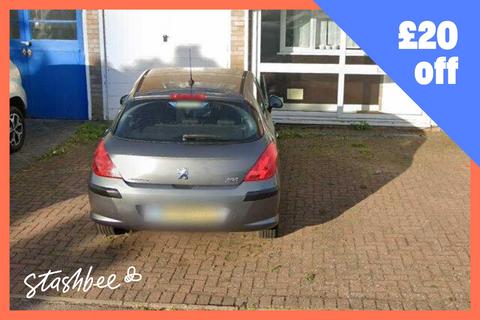 undefined, Beaconsfield, Luton LU2