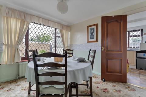 3 bedroom detached house for sale, Spacious Plot at Grange Drive, Melton Mowbray, LE13 1EY