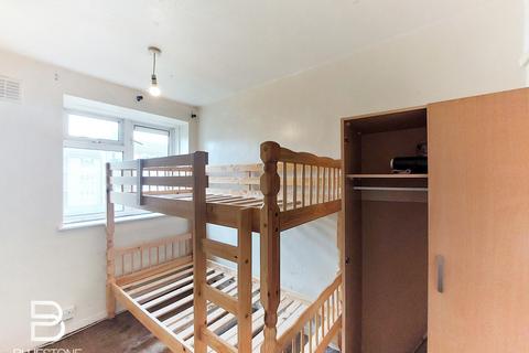 3 bedroom flat for sale, Brunswick Court, Anerley Road