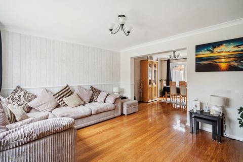 17 Barnes Way, Iver, SL0 9LZ