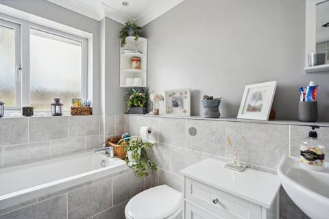 17 Barnes Way, Iver, SL0 9LZ