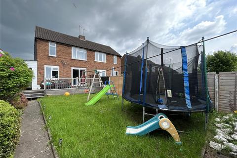 2 bedroom semi-detached house for sale, 164 Commonside, Brierley Hill, West Midlands