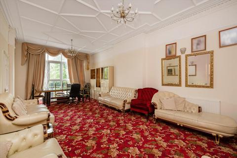 3 bedroom flat for sale, Broadhurst Gardens, London, NW6
