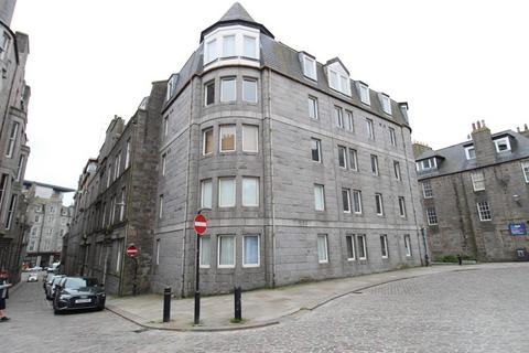 2 bedroom flat to rent, Carmelite Street, Second Floor, AB11